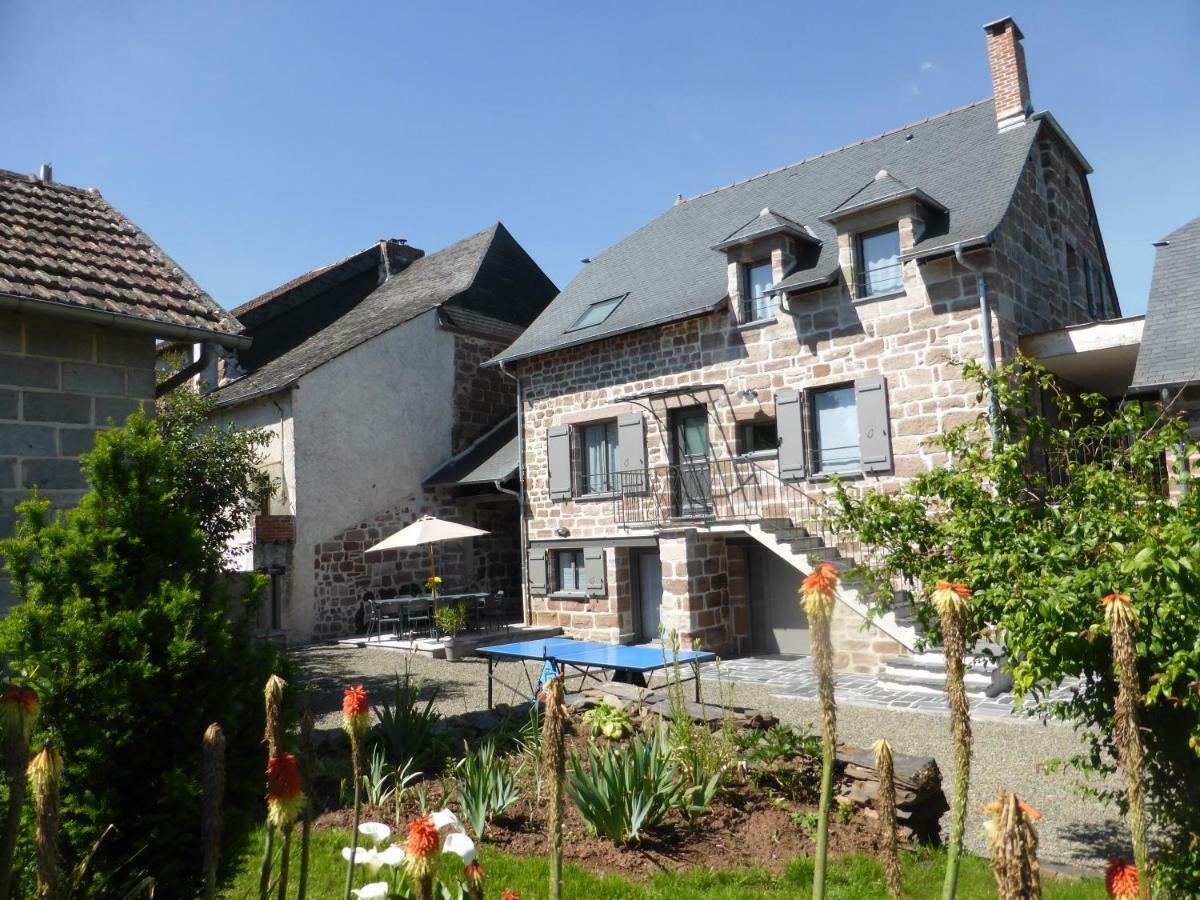 La Maison De Julien Et Marie-Louise Objat Zewnętrze zdjęcie